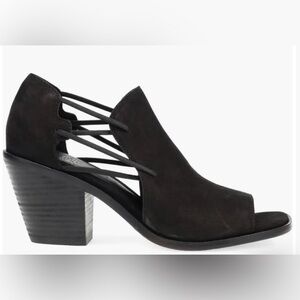 Eileen Fisher Alfie Cutout Sandal NWOT